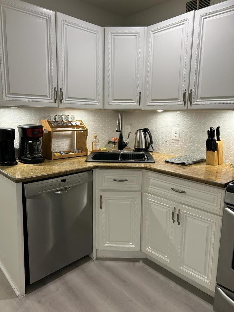 Luxury Apartments 5Queenbed - 20 Min Away Manhattan Jersey City Eksteriør billede