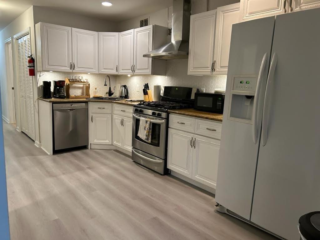Luxury Apartments 5Queenbed - 20 Min Away Manhattan Jersey City Eksteriør billede