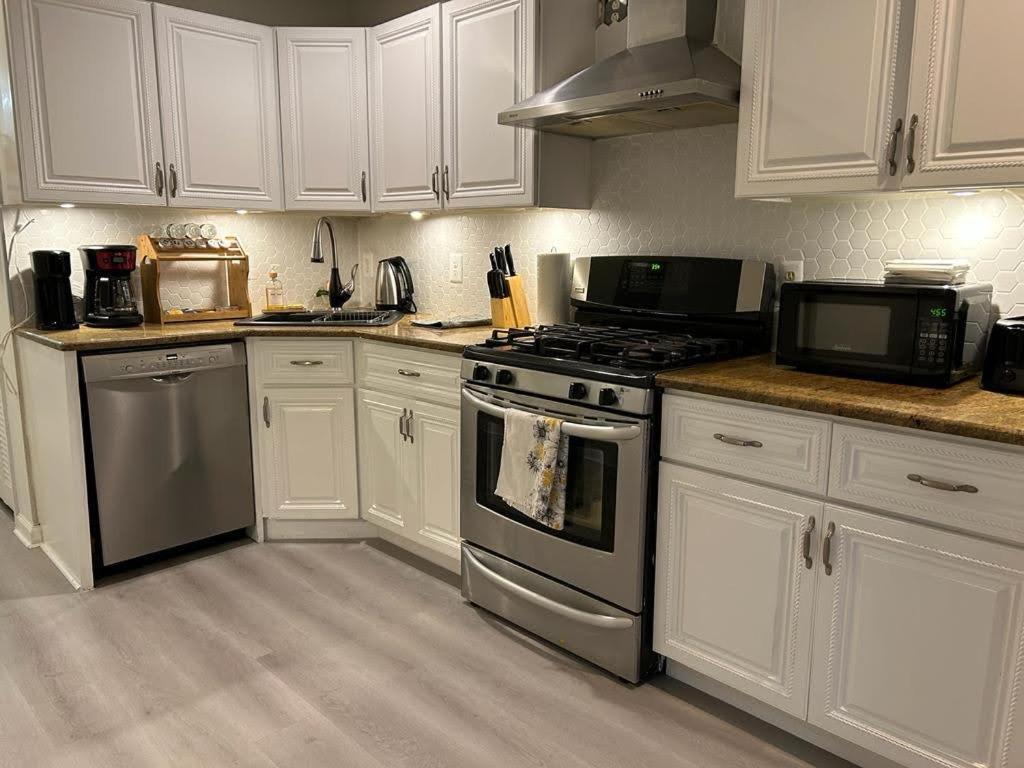 Luxury Apartments 5Queenbed - 20 Min Away Manhattan Jersey City Eksteriør billede