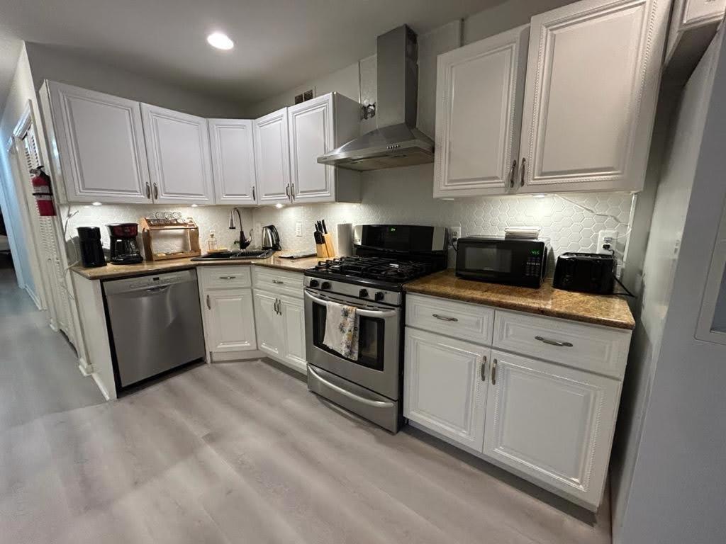 Luxury Apartments 5Queenbed - 20 Min Away Manhattan Jersey City Eksteriør billede
